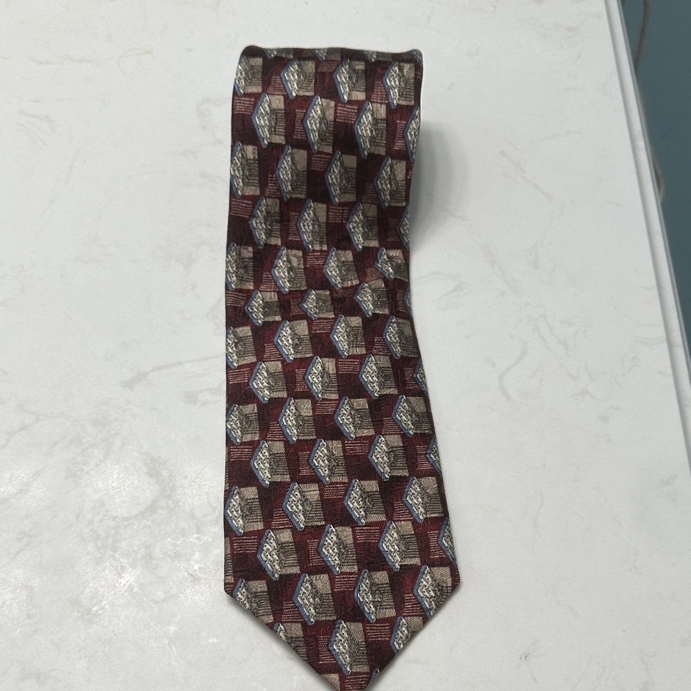 Today’s Man Classic Burgundy Geometric Tie